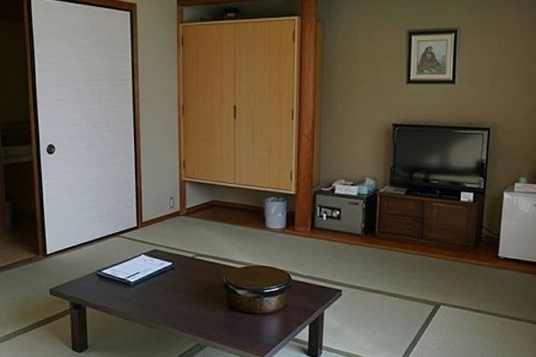 Awajishima Uzushio Onsen Keinomatsubarasou (Minamiawaji-shi)
